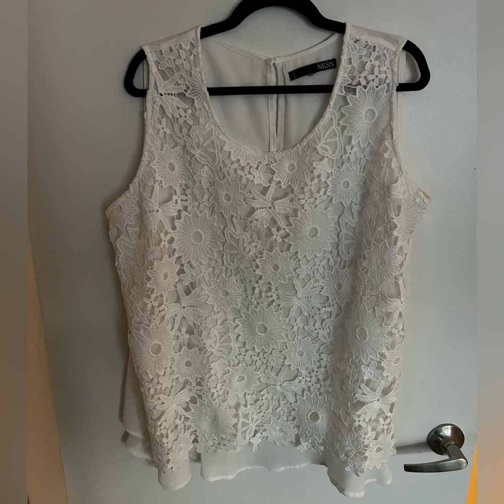 White sleeveless lacey overlay shell